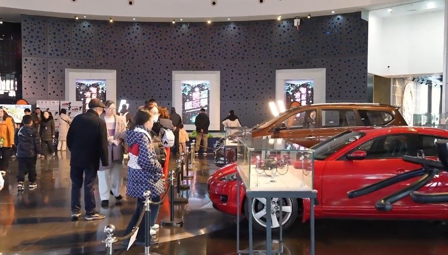 汽博春節(jié)活動圓滿收官 玩劇本游、賞馬年微展，傳統(tǒng)文化與現(xiàn)代體驗(yàn)完美交融
